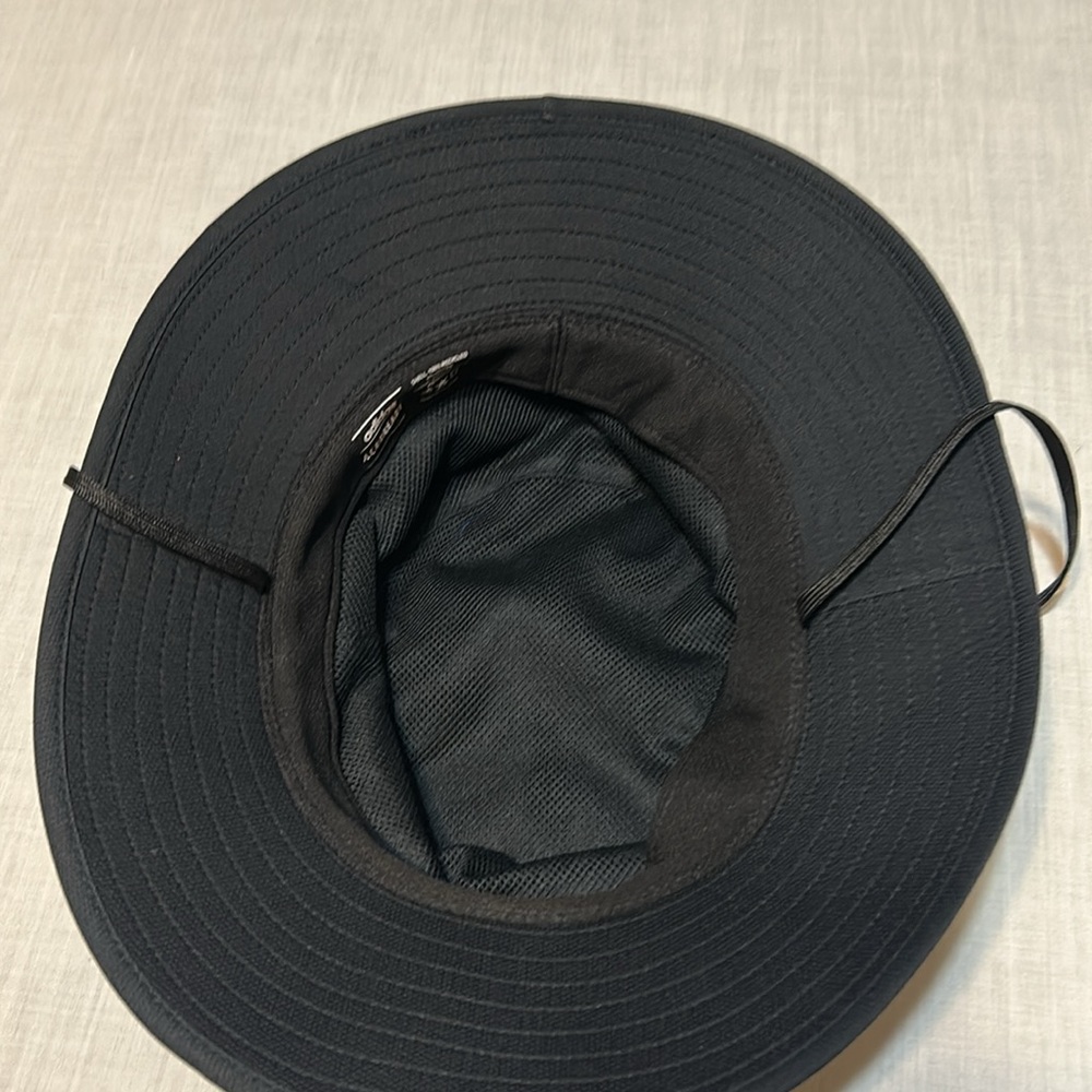 Adidas Black Bucket Hat - Picture 7 of 7